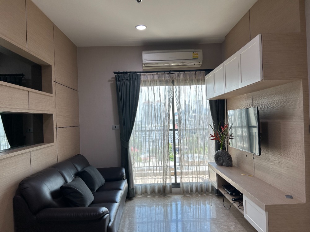 ให้เช่าคอนโดสุขุมวิท อโศก ทองหล่อ : ** ให้เช่าคอนโด The Crest Sukhumvit 34 พร้อมเข้าอยู่ **
