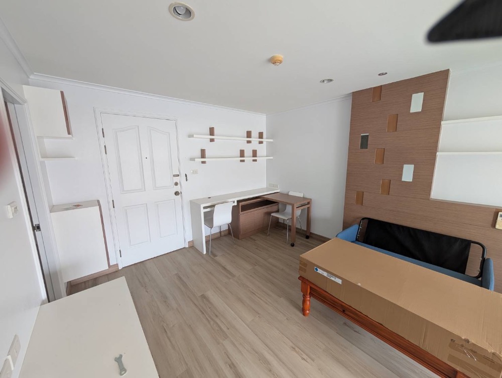 ขายคอนโดรามคำแหง หัวหมาก : HOT Deal!! ลดราคาแรง 1 นอน 32 ตร.ม ห้องสภาพดีมาก พร้อมขายครับ