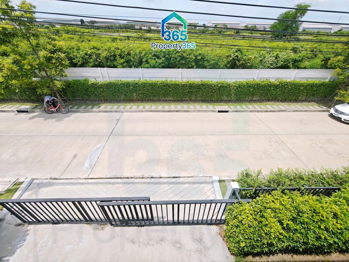 ขายบ้านลาดกระบัง สุวรรณภูมิ : Centro พระราม 9-กรุงเทพกรีฑา พร้อมบิ้วอินและเฟอนิเจอร์ พร้อมเข้าอยู่