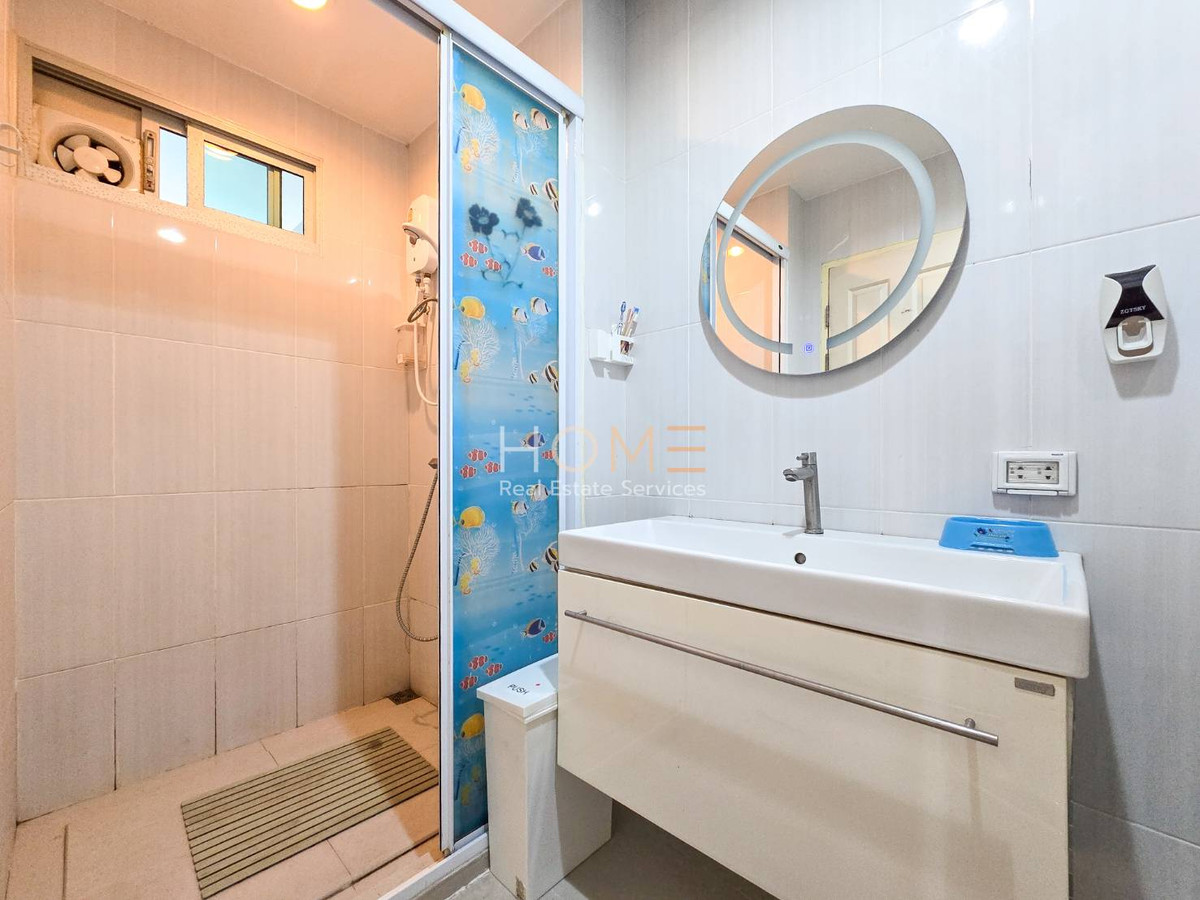 ขายคอนโดลาดพร้าว เซ็นทรัลลาดพร้าว : ราคาดีกว่าประเมิน! ห้องใหญ่ 🔥 Life @ Ladprao 18 / 1 Bedroom (FOR SALE), ไลฟ์ แอท ลาดพร้าว 18 / 1 ห้องนอน (ขาย) PINP071