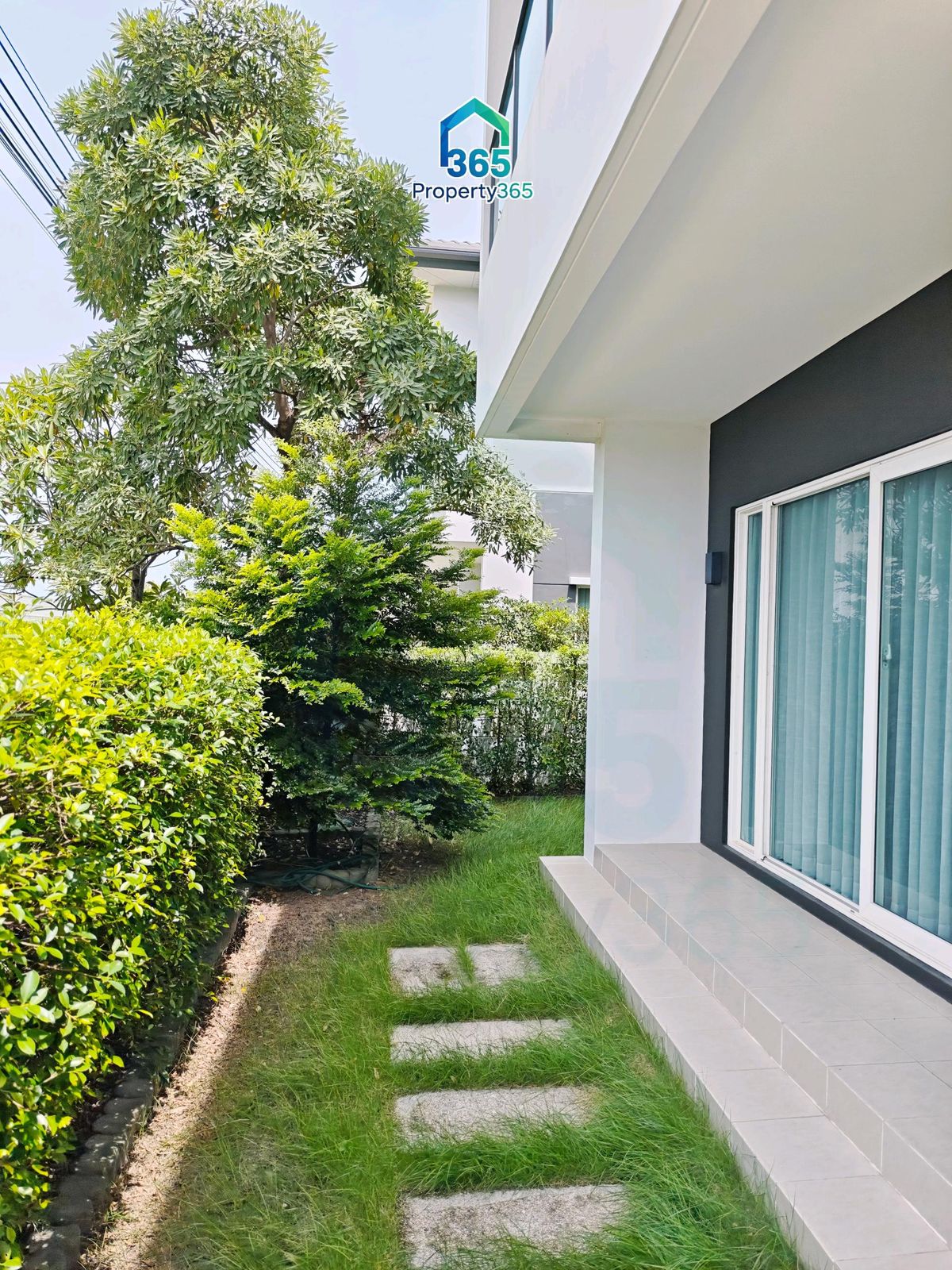 ขายบ้านลาดกระบัง สุวรรณภูมิ : Centro พระราม 9-กรุงเทพกรีฑา พร้อมบิ้วอินและเฟอนิเจอร์ พร้อมเข้าอยู่