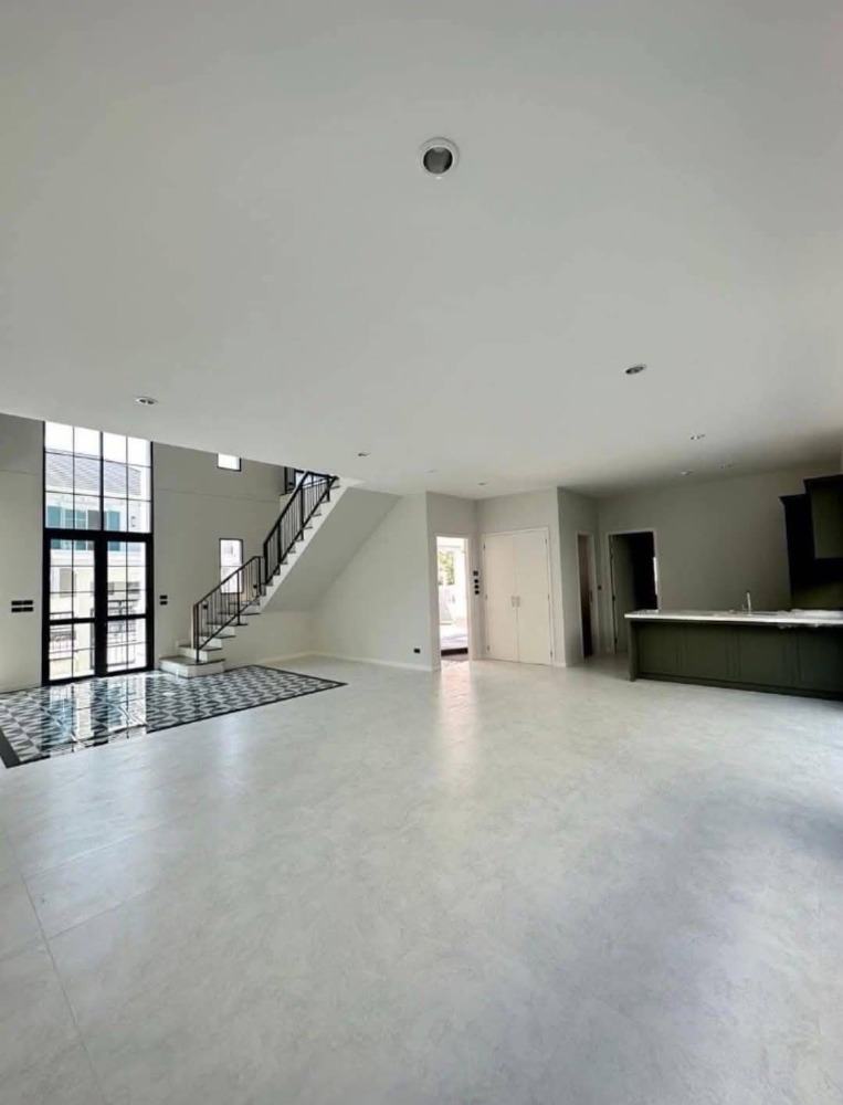 ขายบ้านบางนา แบริ่ง ลาซาล : Sale! Luxury House with 5 bedrooms in Bangna I Setthasiri Bangna km.10