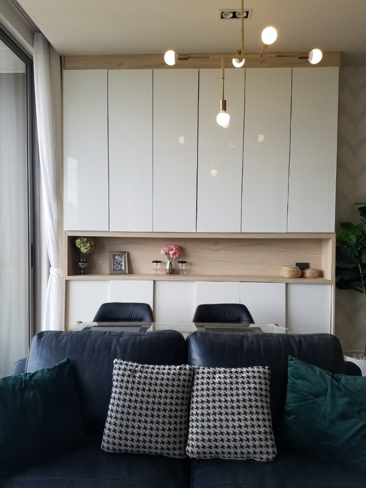 For RentCondoSilom, Saladaeng, Bangrak : Rent 1 bedroom, 1 bathroom, Sala Daeng, Saladaeng One, only 68,000 baht.