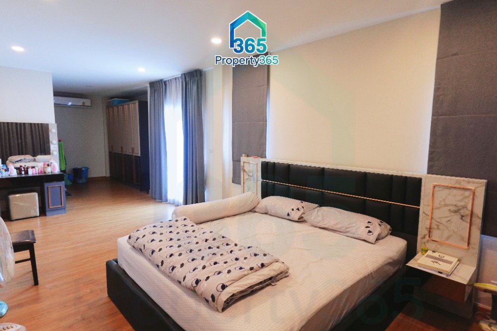 ขายบ้านลาดกระบัง สุวรรณภูมิ : Centro พระราม 9-กรุงเทพกรีฑา พร้อมบิ้วอินและเฟอนิเจอร์ พร้อมเข้าอยู่