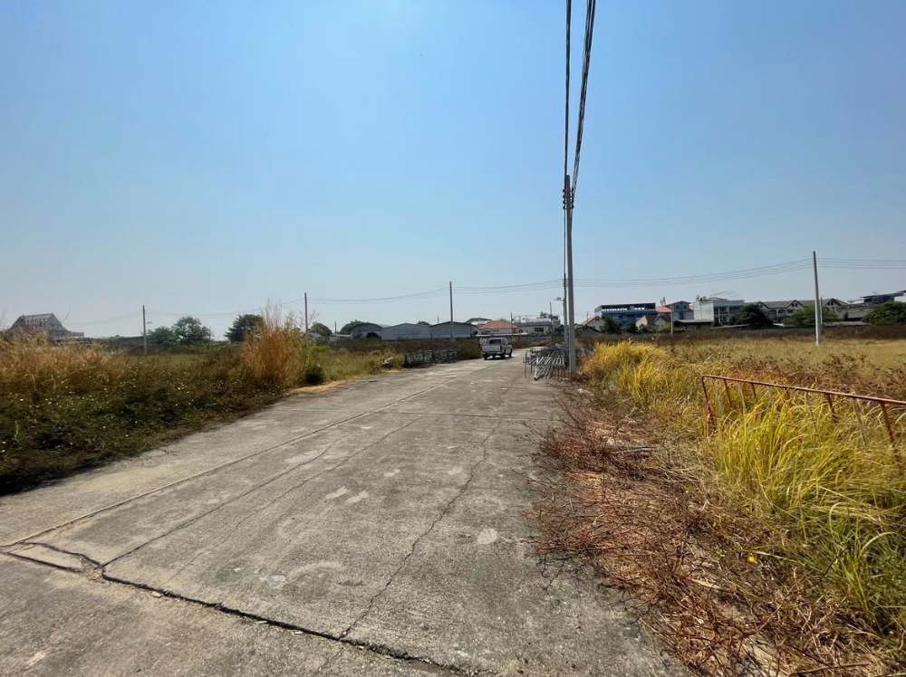 For SaleLandBang kae, Phetkasem : Land for sale 18 rai 1 ngan 59.2 square wah on Petchkasem Road 81  Nong Hong Phlu Subdistrict, Nong Khaem District, Bangkok