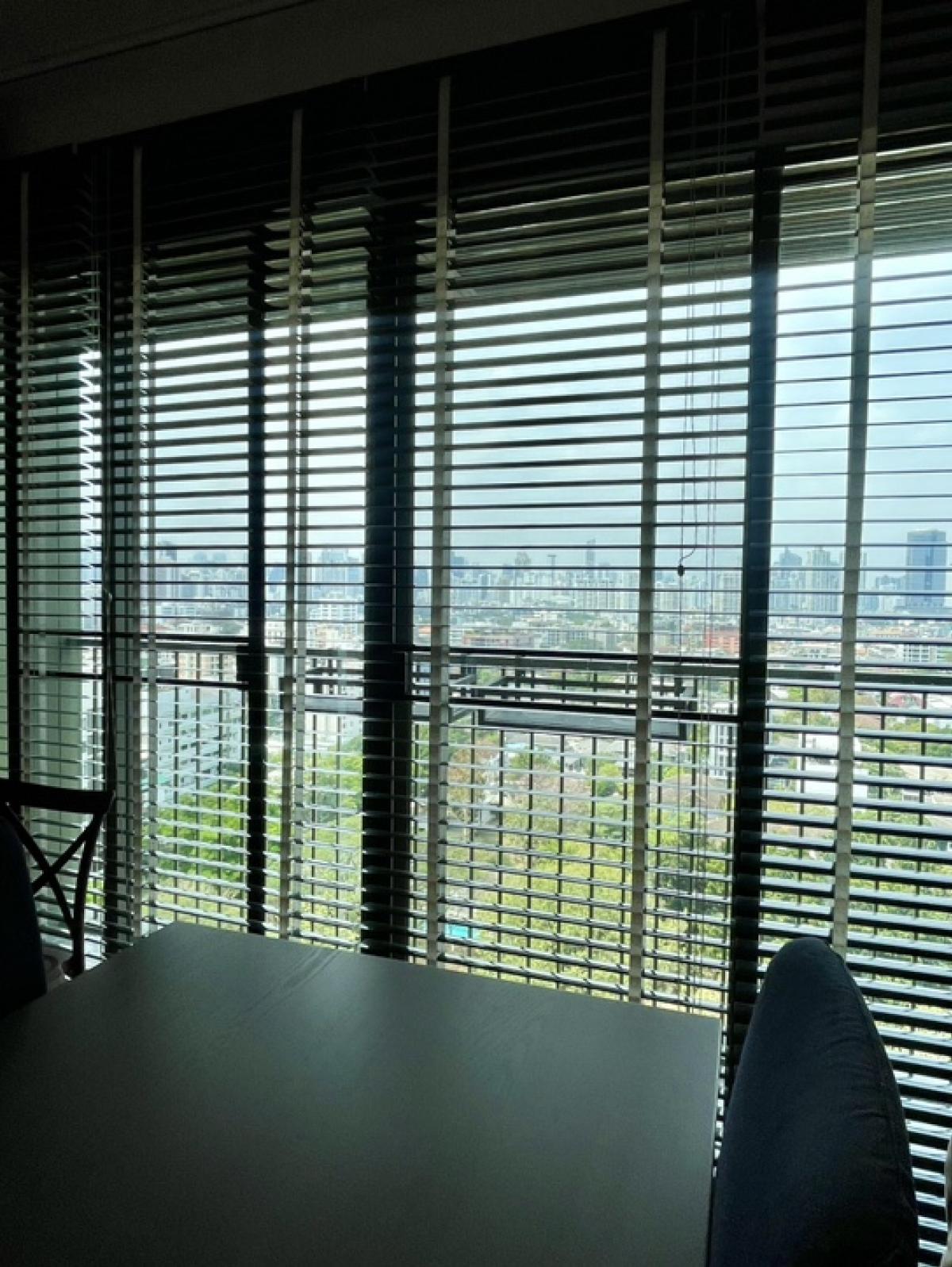 ขายคอนโดสุขุมวิท อโศก ทองหล่อ : [Best Deal] ขายพร้อมผู้เช่า Noble Solo ห้องแต่งสวยที่สุดในตึก 104ตรม 2ห้องนอน สอบถามได้นะคะ 089-8578865