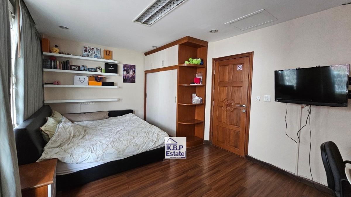 ขายทาวน์โฮมสาทร นราธิวาส : ขายทาวน์โฮมธนาพัฒน์ เฮ้าส์ สาทร - นราธิวาส  22.70ตร.วา  280 ตรม. 3ชั้น 4นอน 4น้ำ 3ที่จอดรถ ตำแหน่งสวยและเงียบสงบ