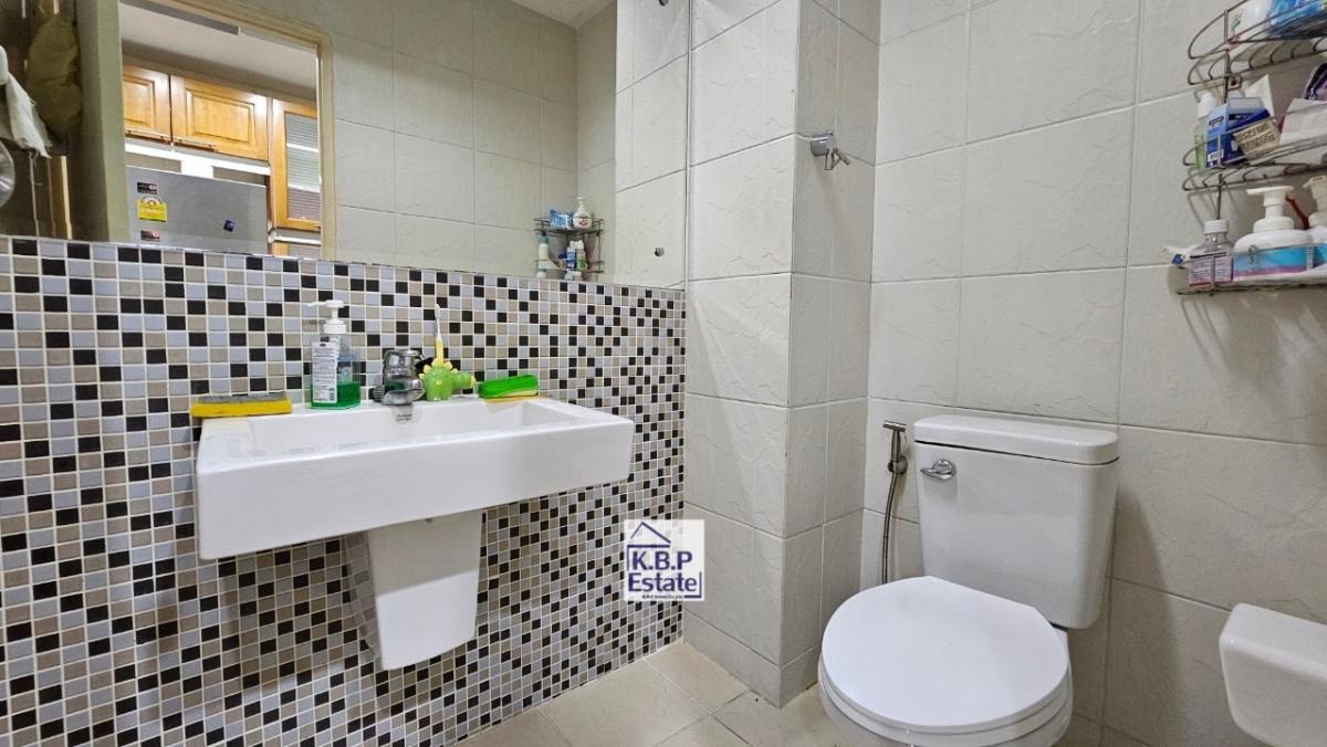 ขายทาวน์โฮมสาทร นราธิวาส : ขายทาวน์โฮมธนาพัฒน์ เฮ้าส์ สาทร - นราธิวาส  22.70ตร.วา  280 ตรม. 3ชั้น 4นอน 4น้ำ 3ที่จอดรถ ตำแหน่งสวยและเงียบสงบ