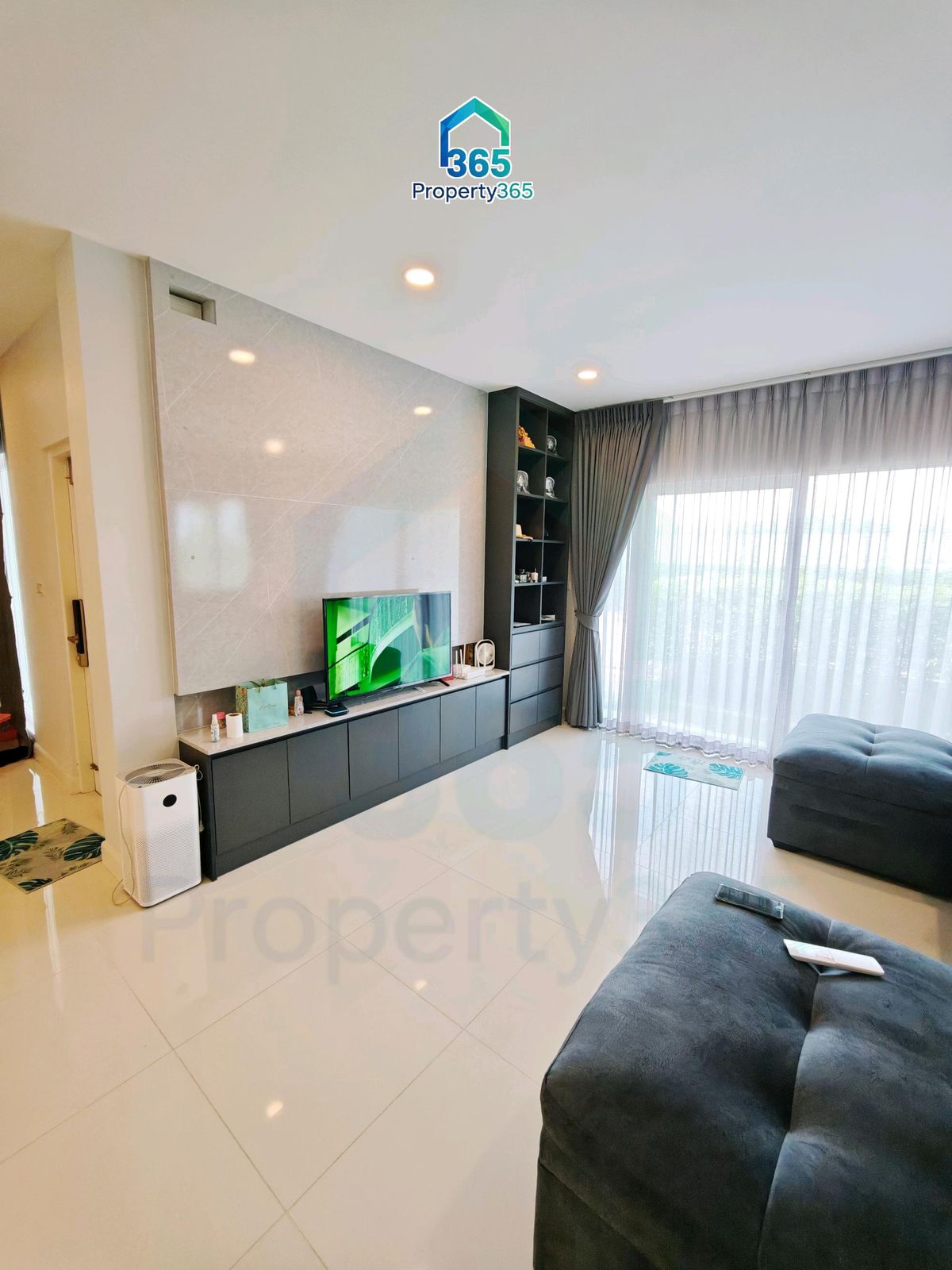 ขายบ้านลาดกระบัง สุวรรณภูมิ : Centro พระราม 9-กรุงเทพกรีฑา พร้อมบิ้วอินและเฟอนิเจอร์ พร้อมเข้าอยู่