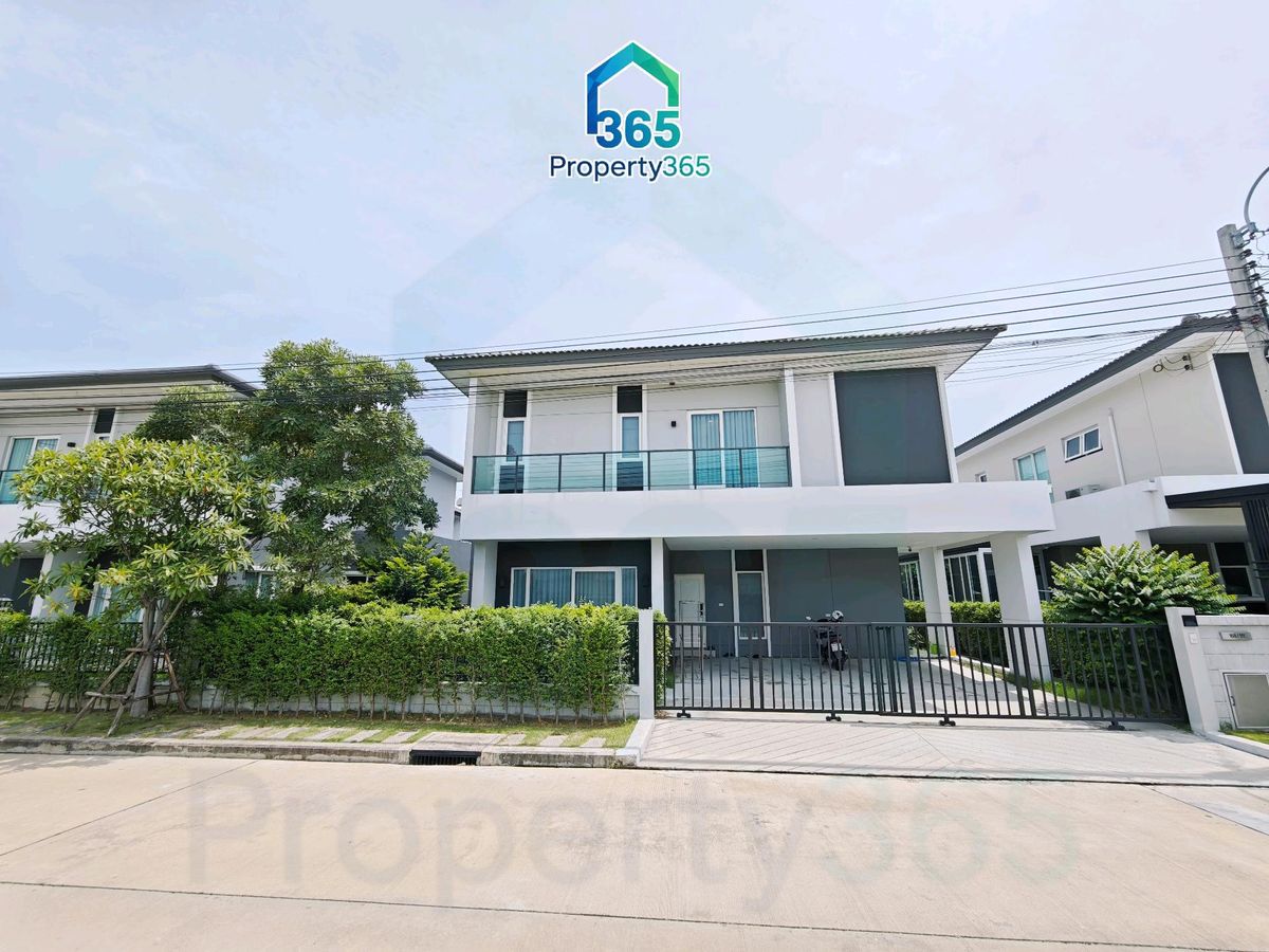 ขายบ้านลาดกระบัง สุวรรณภูมิ : Centro พระราม 9-กรุงเทพกรีฑา พร้อมบิ้วอินและเฟอนิเจอร์ พร้อมเข้าอยู่