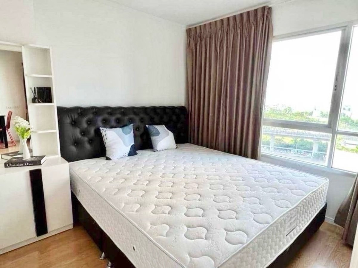 For SaleCondoPattanakan, Srinakarin : 🚨 The owner is selling it himself! High floor room, open view, airy, Lumpini Place Srinakarin-Hua Mak, near MRT Hua Mak only 200 m. and Airport Link Hua Mak 350 m.