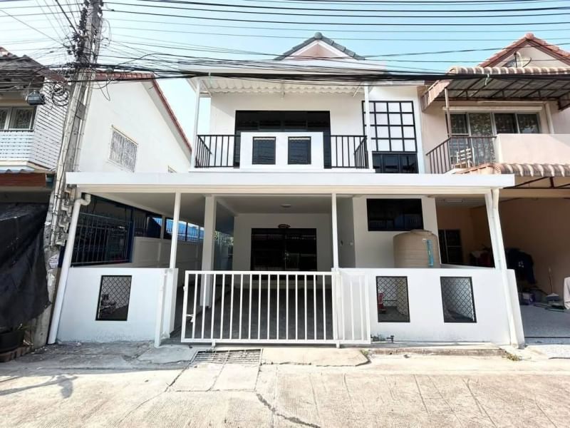 ขายบ้านศรีราชา แหลมฉบัง บ้านบึง : (อีสเทิร์นแลนด์ 2 ศรีราชา) ขสยบ้านสวย รีโนเวทหใม่ ตำแหน่งริม