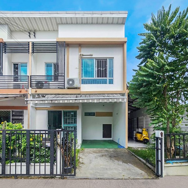 For SaleTownhomeRama5, Ratchapruek, Bangkruai : Townhouse behind Nonthaburi, Phlino University, Pinklao-Ratchapruek (B7801)