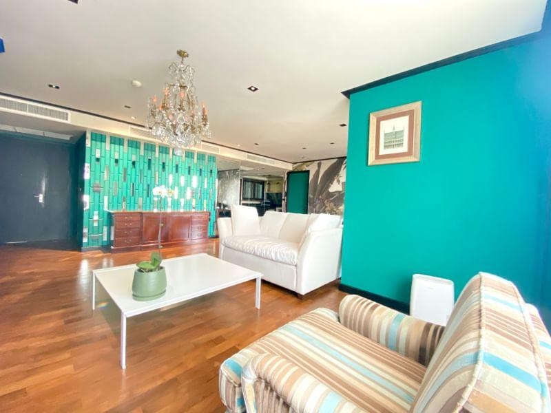 ขายคอนโดสาทร นราธิวาส : LTHC11886 - The Lanai Sathorn SALE Size 169 sqm. 2 beds 3 baths Near MRT Lumpini Station ONLY 19.8 MB