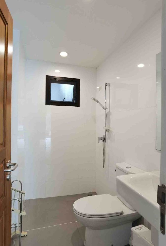 ขายบ้านลาดกระบัง สุวรรณภูมิ : 🔥ถูกสุดในโครงการ‼️ บ้านลุมพินี สวนหลวง ร9 ถนนเฉลิมพระเกียรติ ศรีนครินทร์ อ่อนนุช บางนา