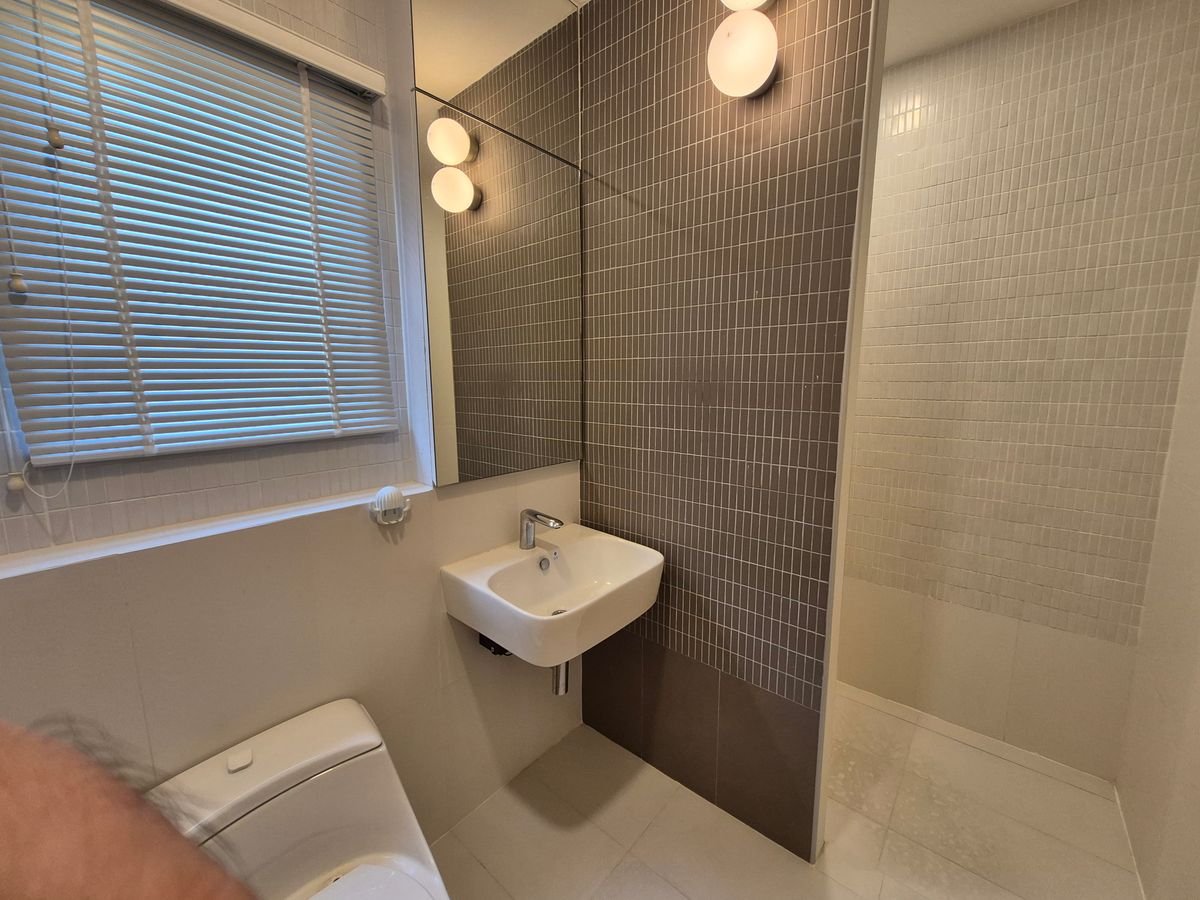 ให้เช่าทาวน์โฮมพัฒนาการ ศรีนครินทร์ : ให้เช่า⭐ทาวน์โฮม กรุงเทพกรีฑา⭐2 ห้องนอน⭐หลังมุม⭐ใกล้ Motorway ด่านทับช้าง