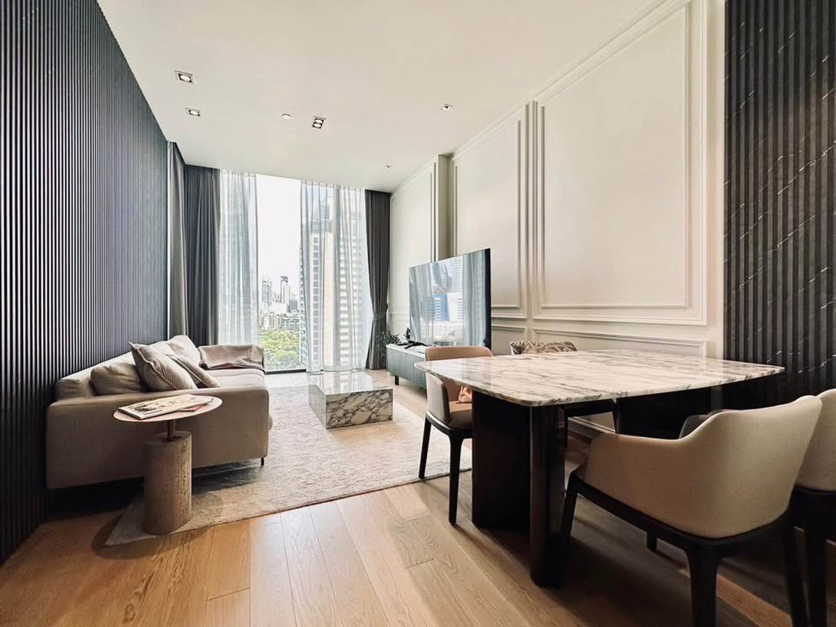 For SaleCondoWitthayu, Chidlom, Langsuan, Ploenchit : For sale 28 Chidlom – luxury condo in the heart of Chidlom, only 280 m. to BTS Chidlom, a luxury location that is not easy to find!