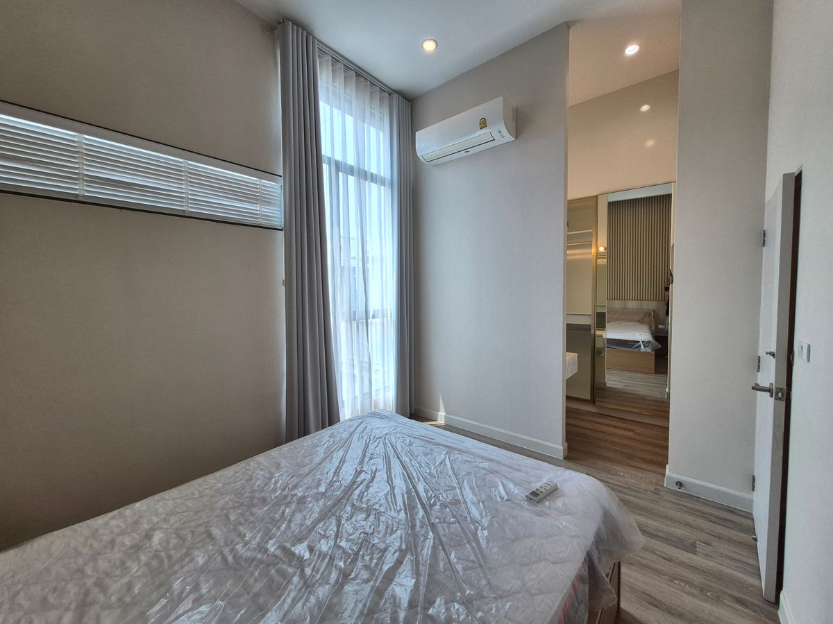 ให้เช่าทาวน์โฮมพัฒนาการ ศรีนครินทร์ : ให้เช่า⭐ทาวน์โฮม กรุงเทพกรีฑา⭐2 ห้องนอน⭐หลังมุม⭐ใกล้ Motorway ด่านทับช้าง