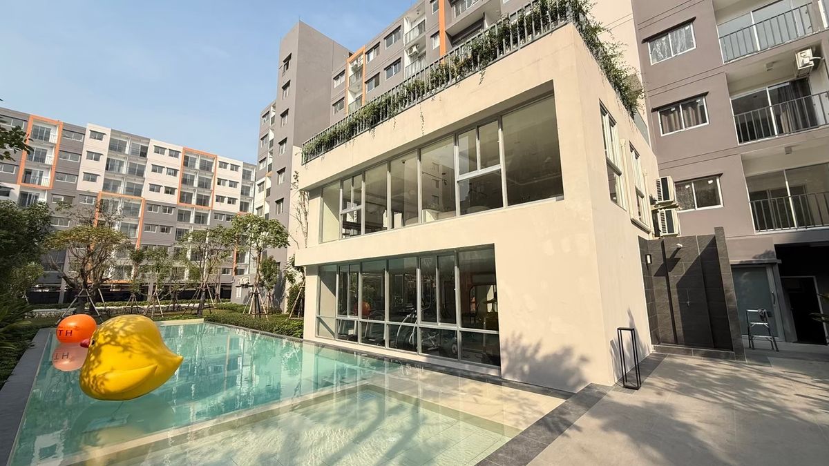 For RentCondoMahachai Samut Sakhon : 🔥Urgent rental, new room, ready to move in🔥Sena Kit Phetkasem 120 Phase 1, starting rent 7,300 baht/month, accepting both Thais and foreigners (6-month / 1-year lease) RentNex By Sena