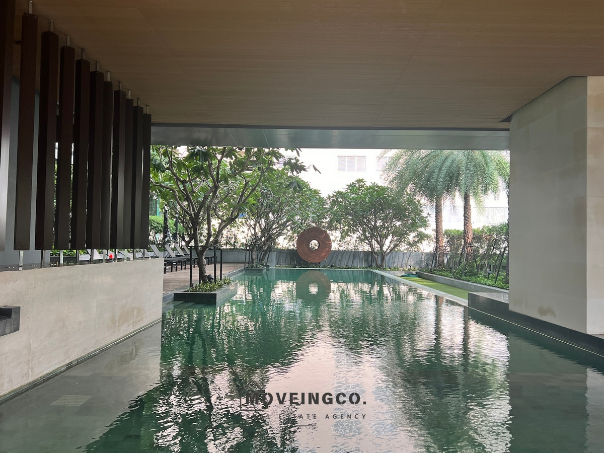 ขายคอนโดสุขุมวิท อโศก ทองหล่อ : ขาย!! คอนโด 2 ห้องนอน ดูแพล็กซ์ ห้องกว้าง วิวสวย ใกล้รถไฟฟ้าอโศก