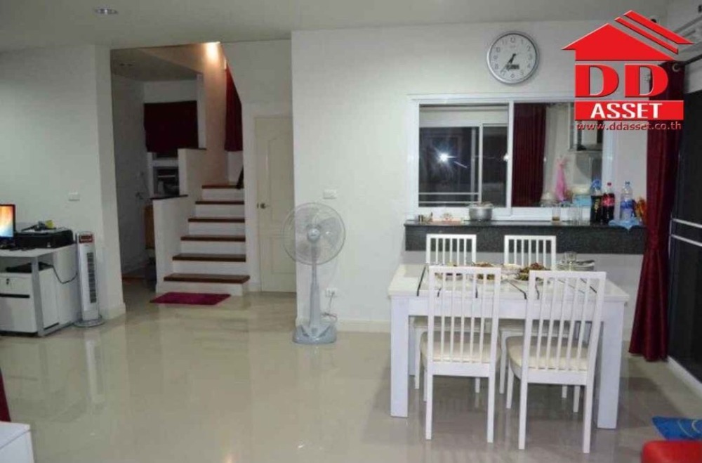 ขายบ้านมีนบุรี-ร่มเกล้า : ขายบ้านเดี่ยวหลังมุม โครงการ พาร์คเวย์ ชาเล่ต์ รามคำแหง (Parkway Chalet Ramkhamhaeng ) ทำเลดี แนวรถไฟฟ้าสายสีส้ม และสีชมพู รหัส : H8157