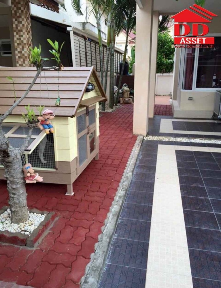 ขายบ้านมีนบุรี-ร่มเกล้า : ขายบ้านเดี่ยวหลังมุม โครงการ พาร์คเวย์ ชาเล่ต์ รามคำแหง (Parkway Chalet Ramkhamhaeng ) ทำเลดี แนวรถไฟฟ้าสายสีส้ม และสีชมพู รหัส : H8157