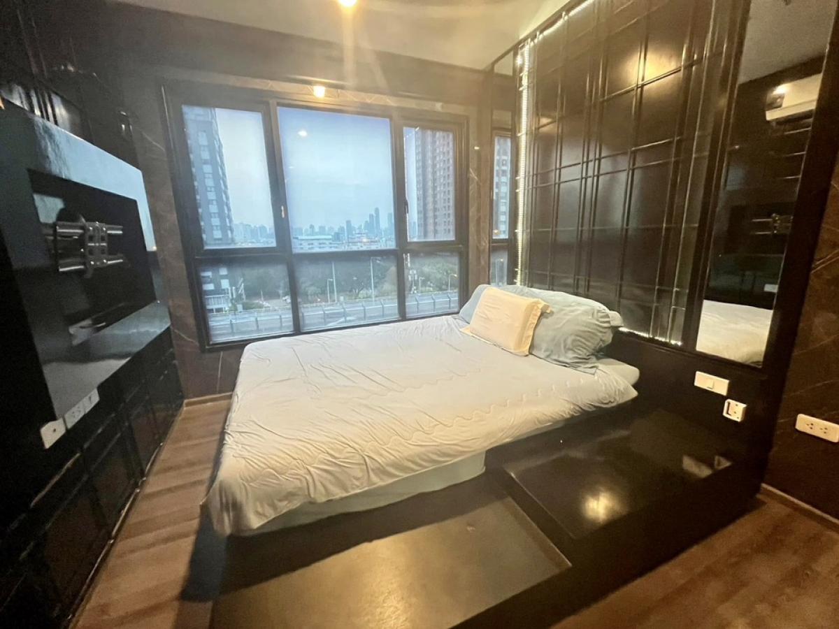 For RentCondoOnnut, Udomsuk : Rent The Base Park East. Beautiful room, 7th floor, condo in T77, near BTS On Nut and the central expressway is good, ready to enter. Price 15,500 baht.