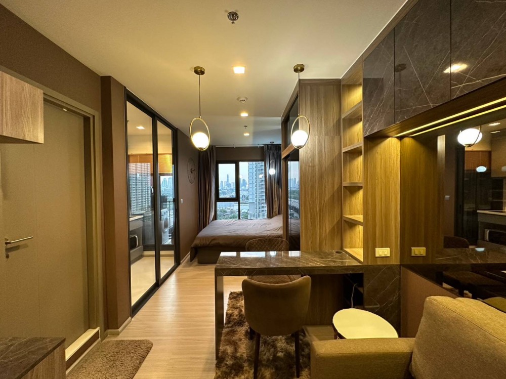For RentCondoRama9, Petchburi, RCA : ‼ ️ The room is very beautiful. Rent. 🐉 Life Asoke Highness 🐉19,500 baht ✨ Code #SB0225249 ✨ ☎️ LINE. Ask @36condo.