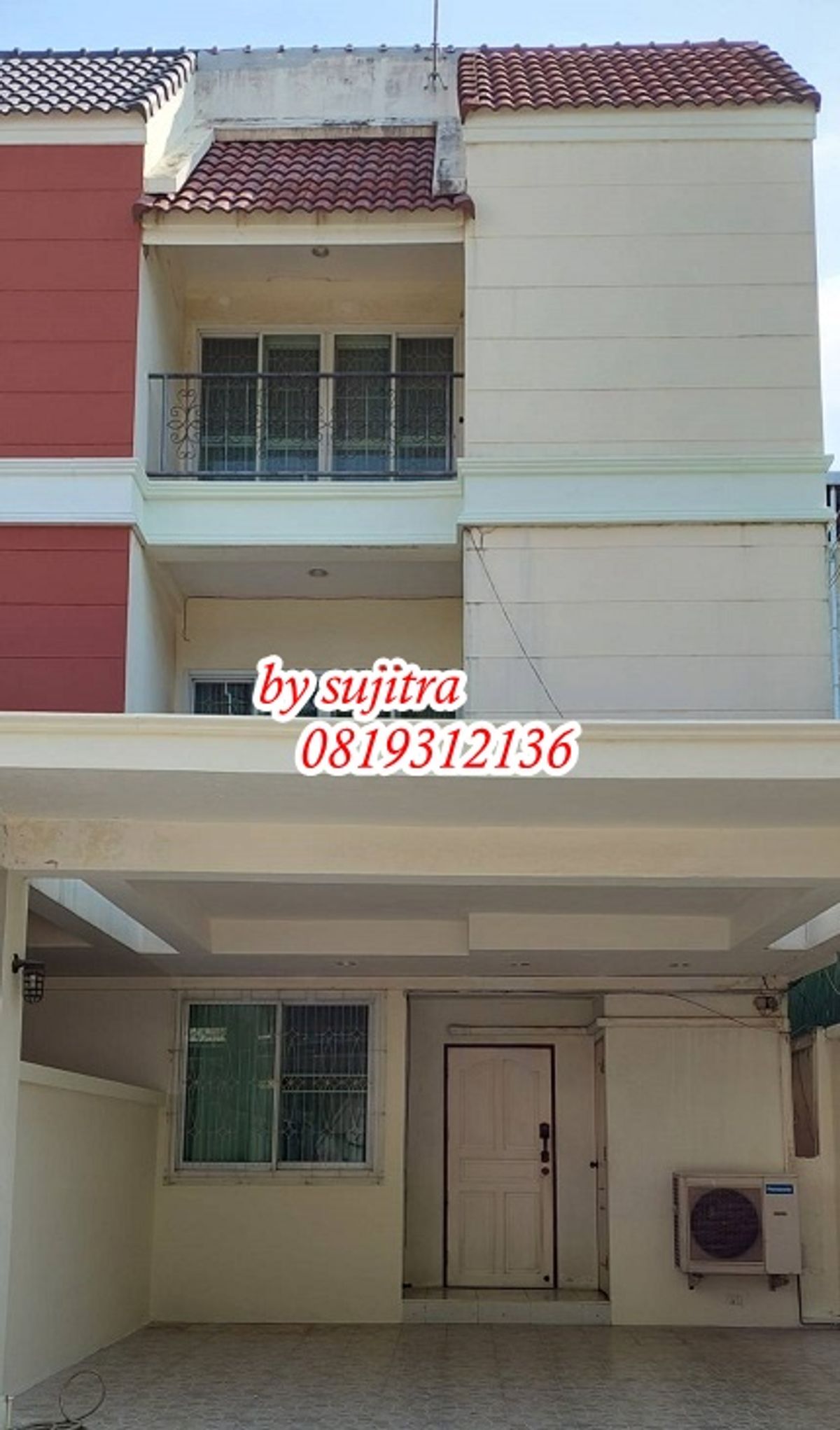 For RentTownhomeYothinpattana,CDC : Rent a 4 -story townhome, 39 sq.w., located in Town, In Town, Sriwara Road
