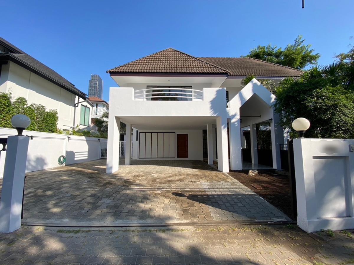 ให้เช่าโฮมออฟฟิศสุขุมวิท อโศก ทองหล่อ : ปล่อยเช่า Private Personal Home Office ทองหล่อ สุขุมวิท 55 สำหรับ พักอาศัย และ ออฟฟิต ส่วนตัว เท่านั้น (เช่น WFH, Monitoring งานในบริษัท และที่ปรึกษา) ทำเล ท้ายซอย ทองหล่อ เงียบสงบ Peaceful and Secure