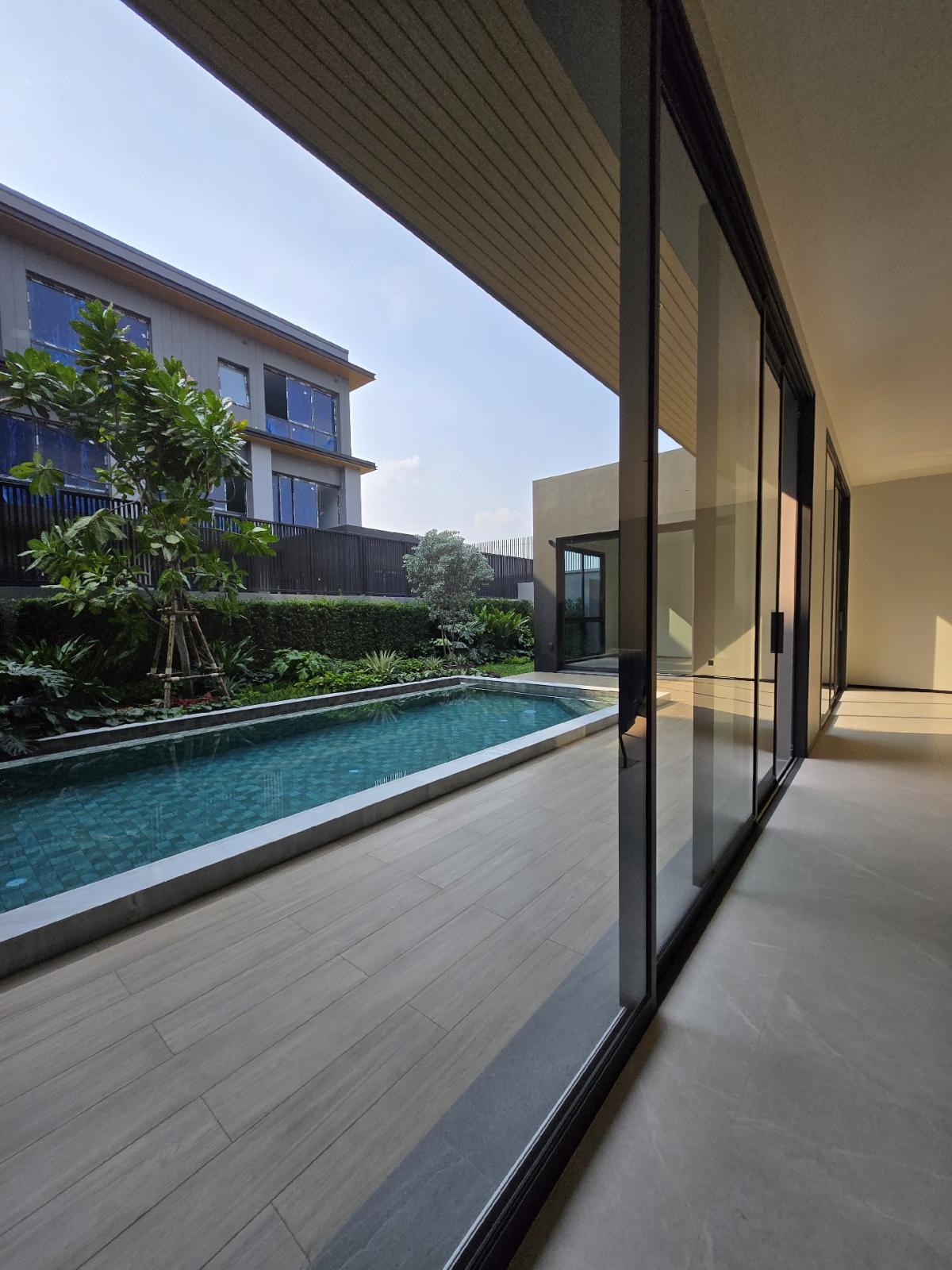 For SaleHouseNawamin, Ramindra : ✨️ & quot; 𝙎𝙈𝙔𝙏𝙃’𝙎 𝙍𝙖𝙢𝙞𝙣𝙩𝙧𝙖 (Smith Ramintra), a new house with a 1000 sq.m. pool ✨️