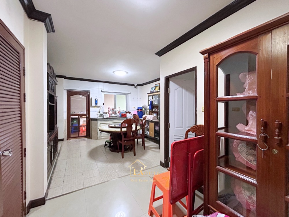 For SaleTownhomeVipawadee, Don Mueang, Lak Si : 🎇 Sell 2 -story detached house, 2 rear 🎇 Land area 97.2 sq.w., Krita Village Soi Pracha Uthit, Songprapha Road, Don Mueang, near Don Mueang Airport Near the red line