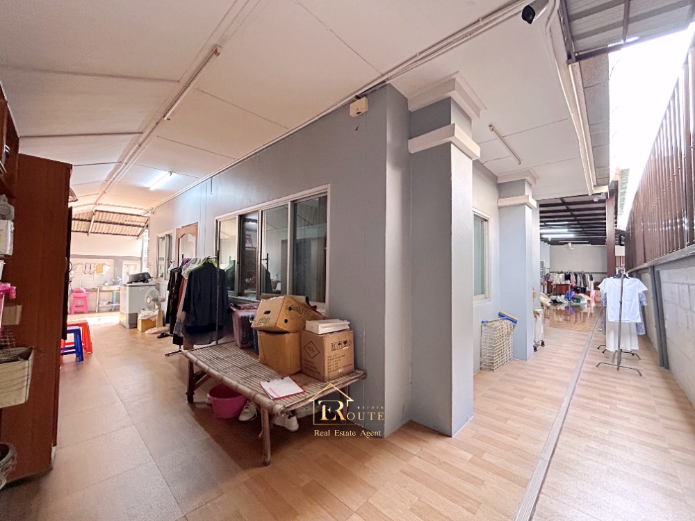 For SaleTownhomeVipawadee, Don Mueang, Lak Si : 🎇 Sell 2 -story detached house, 2 rear 🎇 Land area 97.2 sq.w., Krita Village Soi Pracha Uthit, Songprapha Road, Don Mueang, near Don Mueang Airport Near the red line