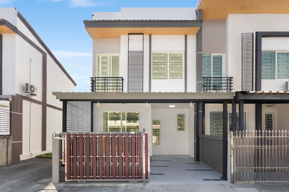 For SaleTownhomeRama5, Ratchapruek, Bangkruai : 2-story townhome, new renovated, Gusto, Non-Rama 5, corner plot near Rama 5 Bridge