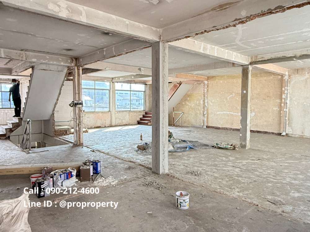 For RentShop HouseSukhumvit, Asoke, Thonglor : For rent, 5 commercial buildings, Soi Pridi Banomyong 26