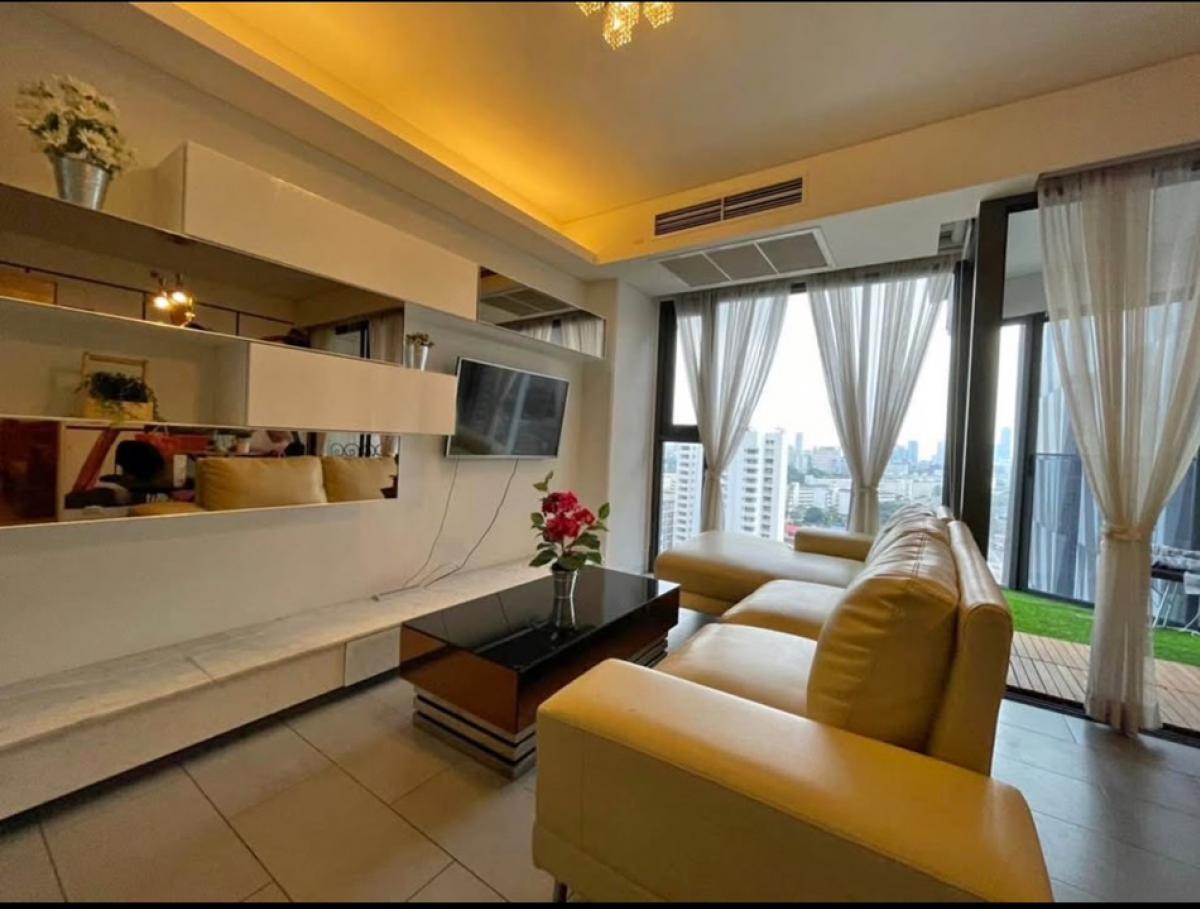 For RentCondoAri,Anusaowaree : Condo for rent, Siamese Rajkhru  Near BTS Aree/ BTS Sanam Pao  Price 30,000 baht/ month  Beautiful room, 14th floor, BTS   2 bedrooms, 2 bathrooms - living room  Size 62 sqm