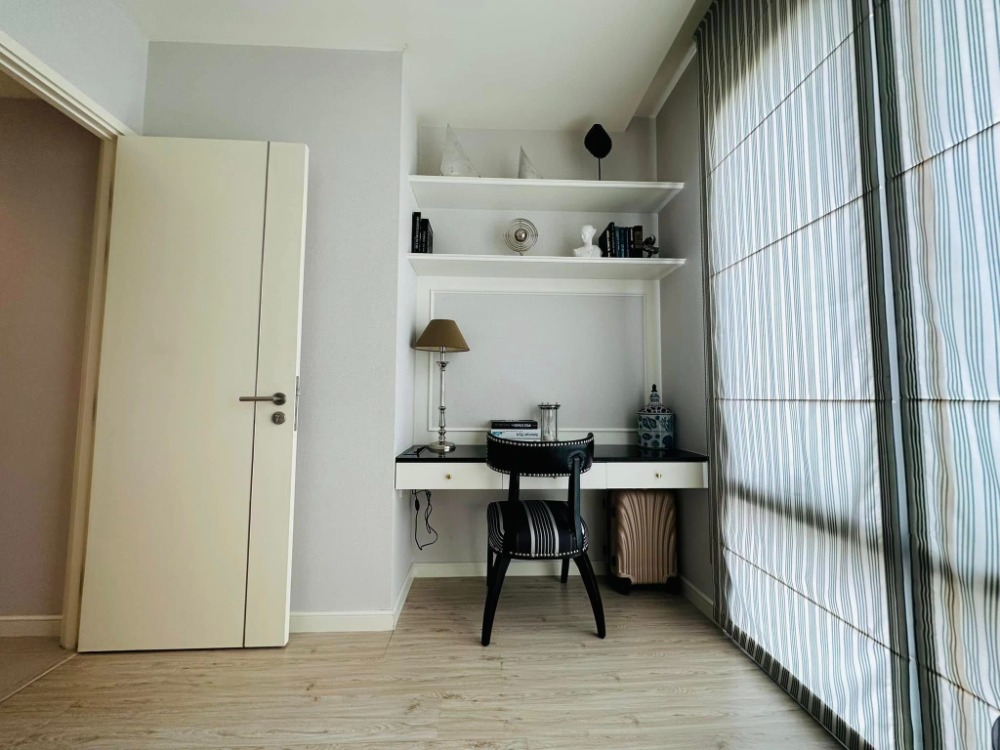 For SaleCondoRama3 (Riverside),Satupadit : 🏢 Luxury Condo Star View Rama 3, high floor with a magnificent river view! ✨