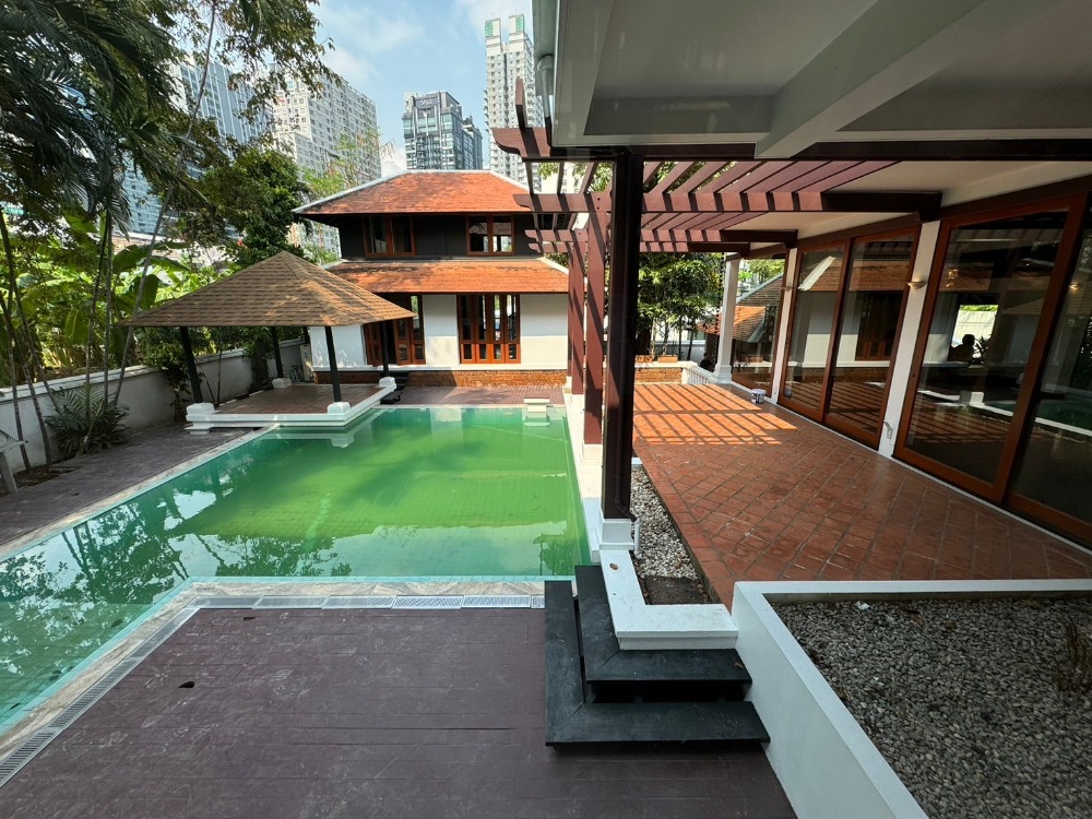 For RentHouseSukhumvit, Asoke, Thonglor : Newly Renovated House in Resort Style in Phrom Phong ** NO CO-AGENT ** 蓬鹏区域全新度假式别墅