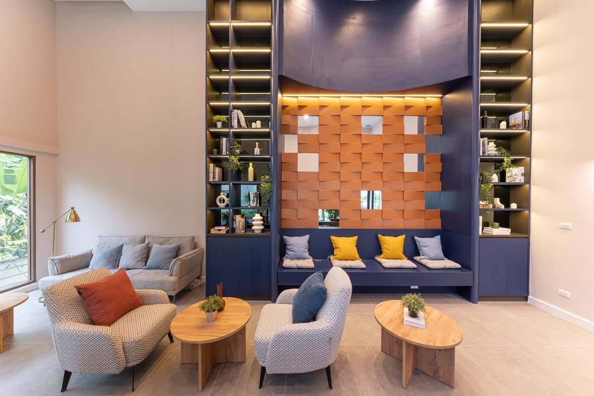 For RentCondoWongwianyai, Charoennakor : 🔥Urgent rent, new room ready to move in 🔥Condo FLEXI Sathon - Charoennakorn Phase 2. The project has a shuttle bus to BTS Krung Thonburi / BTS Wongwian Yai. Rent starts at 12,400 baht/month, accepting both Thais and foreigners (with 6 month / 1 year renta