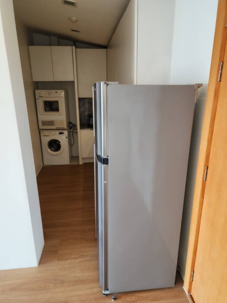 For RentCondoAri,Anusaowaree : • 𝐑𝐄𝐍𝐓 • 𝐕𝐢𝐥𝐥𝐚 𝐑𝐚𝐭𝐜𝐡𝐚𝐤𝐫𝐮 • 𝟐 𝐁𝐞𝐝 𝟐 𝐁𝐚𝐭𝐡 • 𝟏𝟒𝟓 𝐒𝐪𝐦. • 𝟔𝟓𝟎𝟎𝟎 •   𝐋𝐢𝐧𝐞 𝐈𝐃 : 𝐕𝐚𝐬𝐬𝐢𝐥𝐲