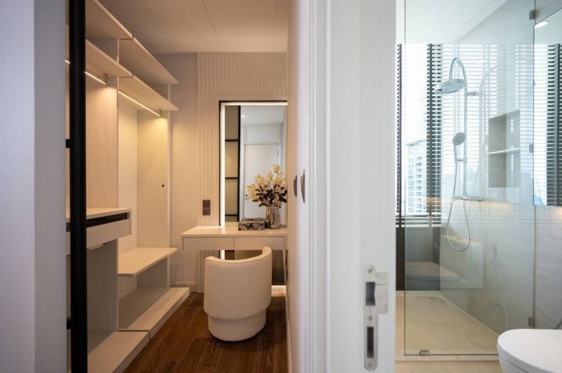 ให้เช่าคอนโดวิทยุ ชิดลม หลังสวน : เช่า 3 ห้องนอน 3 ห้องน้ำ  มิวนีค หลังสวน เช่า 180,000 บาท