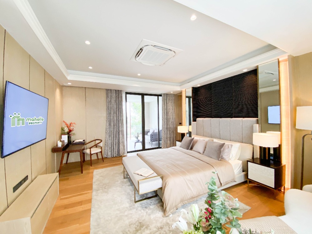 For SaleHousePattanakan, Srinakarin : Brand-new luxury home in an exclusive development near Phatthanakan - Sukhumvit 坐落于Phatthanakan - Sukhumvit 附近尊贵社区的全新奢华别墅