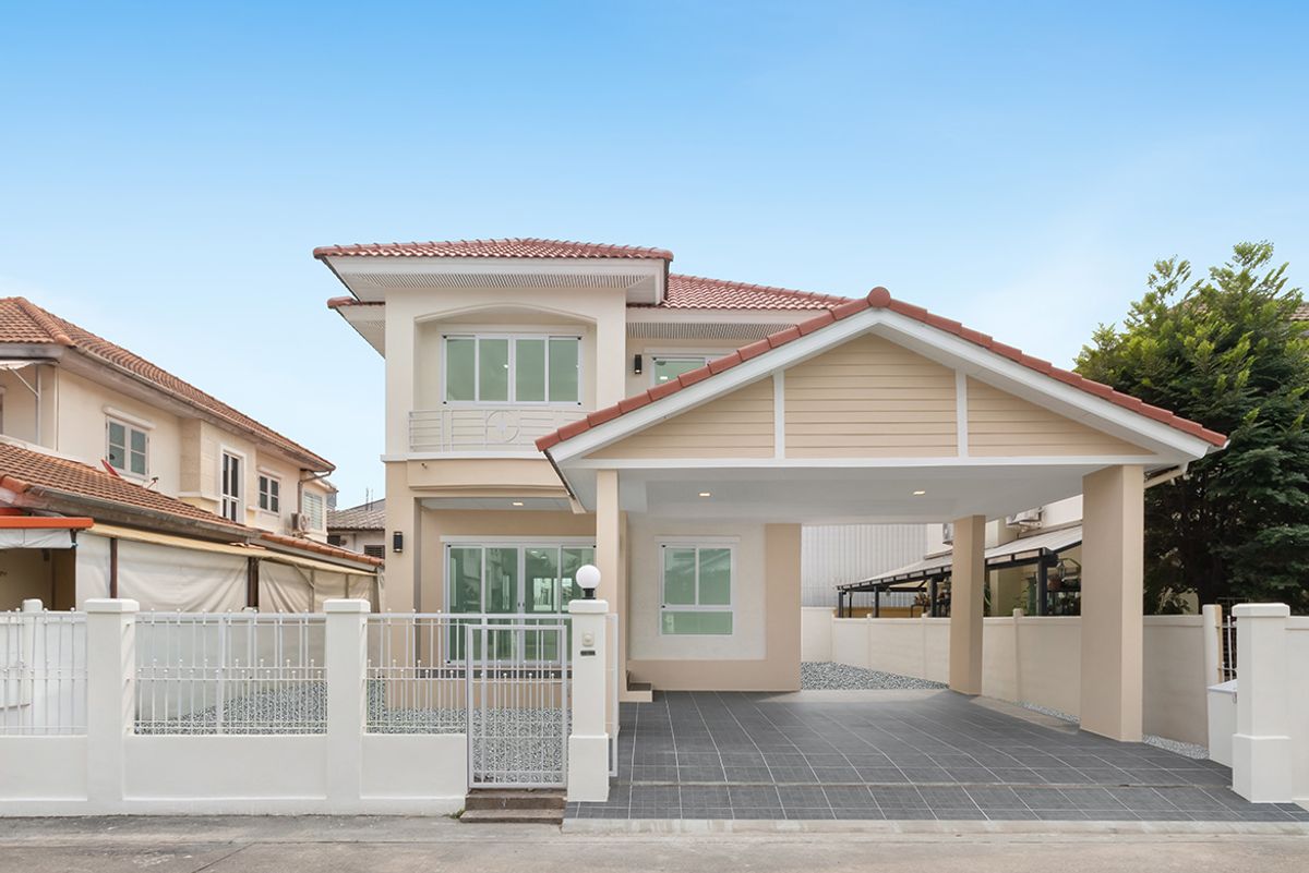For SaleHouseChaengwatana, Muangthong : 2 -storey detached house, new renovation, Chuan Chuen Chaengwattana, next to the Pak Kret bypass road