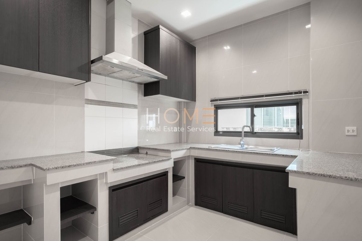 ขายบ้านพัฒนาการ ศรีนครินทร์ : บ้านเดี่ยวหลังมุม ราคาดีที่สุดในโครงการ 🔥 เศรษฐสิริ ศรีนครินทร์ - พระราม 9 / 3 ห้องนอน (ขาย), Setthasiri Srinakarin - Rama 9 / 3 Bedrooms (SALE) AA572