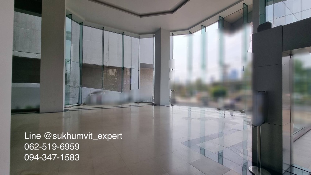 For RentRetail SpaceSukhumvit, Asoke, Thonglor : Rental on the G floor of the building, very good visibility, near ฺ BTS Asoke