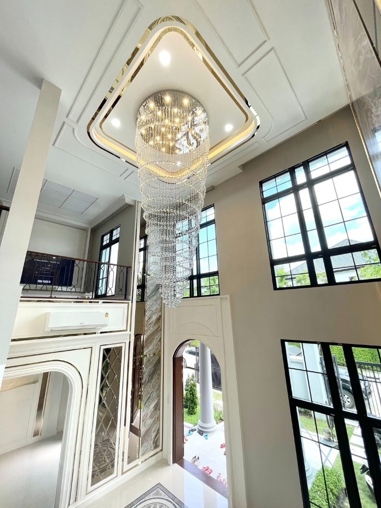 ขายบ้านปิ่นเกล้า จรัญสนิทวงศ์ : คฤหาสน์หรู ลดพิเศษ 8 ล้าน The Palazzo ปิ่นเกล้า