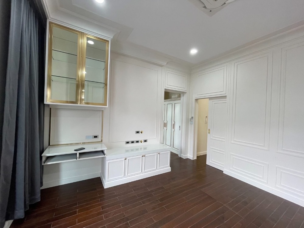 ขายบ้านปิ่นเกล้า จรัญสนิทวงศ์ : คฤหาสน์หรู ลดพิเศษ 8 ล้าน The Palazzo ปิ่นเกล้า