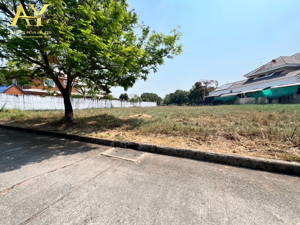 For SaleLandBangna, Bearing, Lasalle : Beautiful plot of land on the Green Valley Country Club, an area of ​​447 sq. Water.