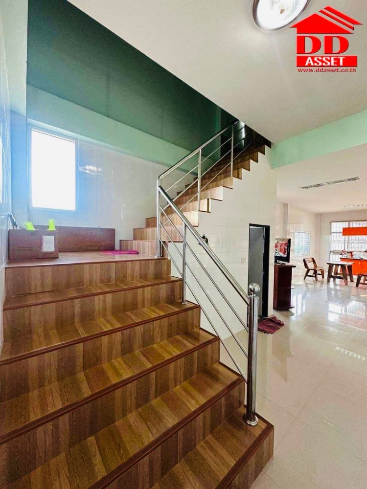 ขายบ้านนครศรีธรรมราช : ขายบ้านเดี่ยว โพธิ์เสด็จ อำเภอเมือง นครศรีธรรมราช ใกล้ศาลากลาง รหัส : H8159