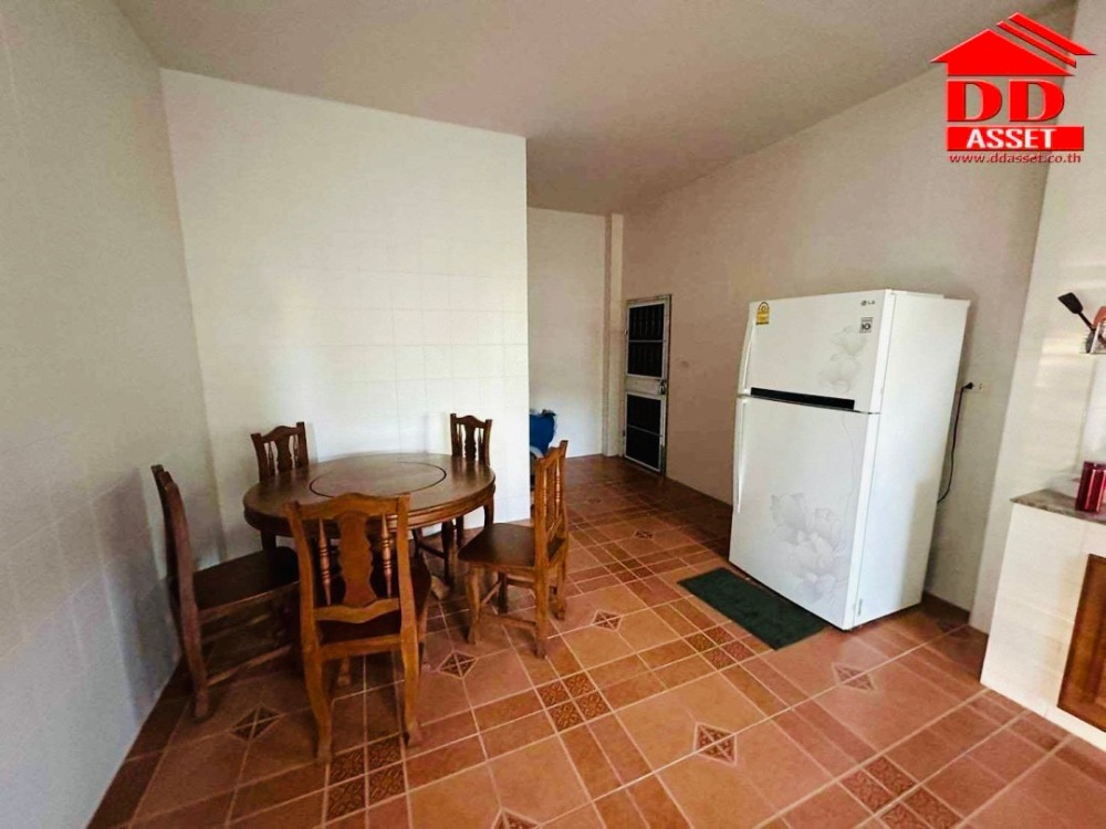 ขายบ้านนครศรีธรรมราช : ขายบ้านเดี่ยว โพธิ์เสด็จ อำเภอเมือง นครศรีธรรมราช ใกล้ศาลากลาง รหัส : H8159